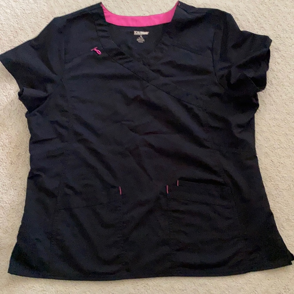 Ladies scrub top